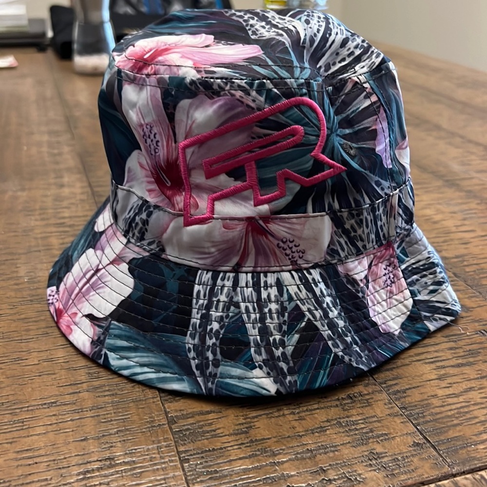 Bucket Hat with flowers